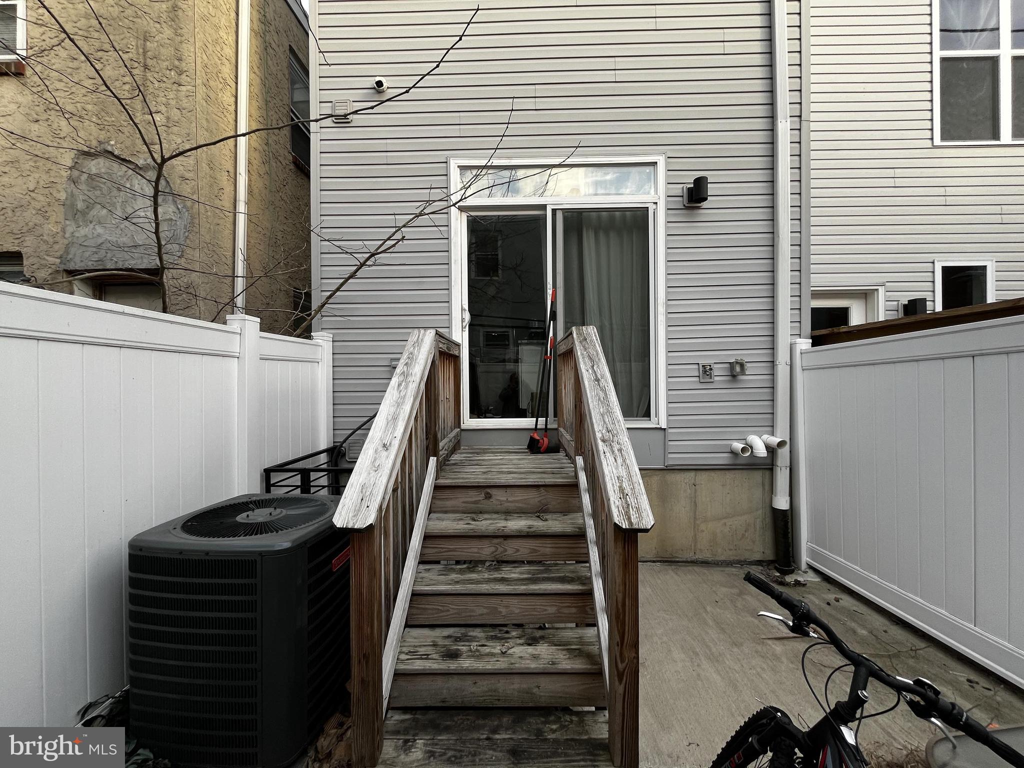 GRAYS FERRY - Residential Lease