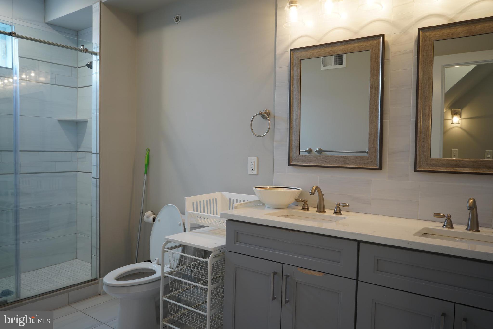 GRAYS FERRY - Residential Lease