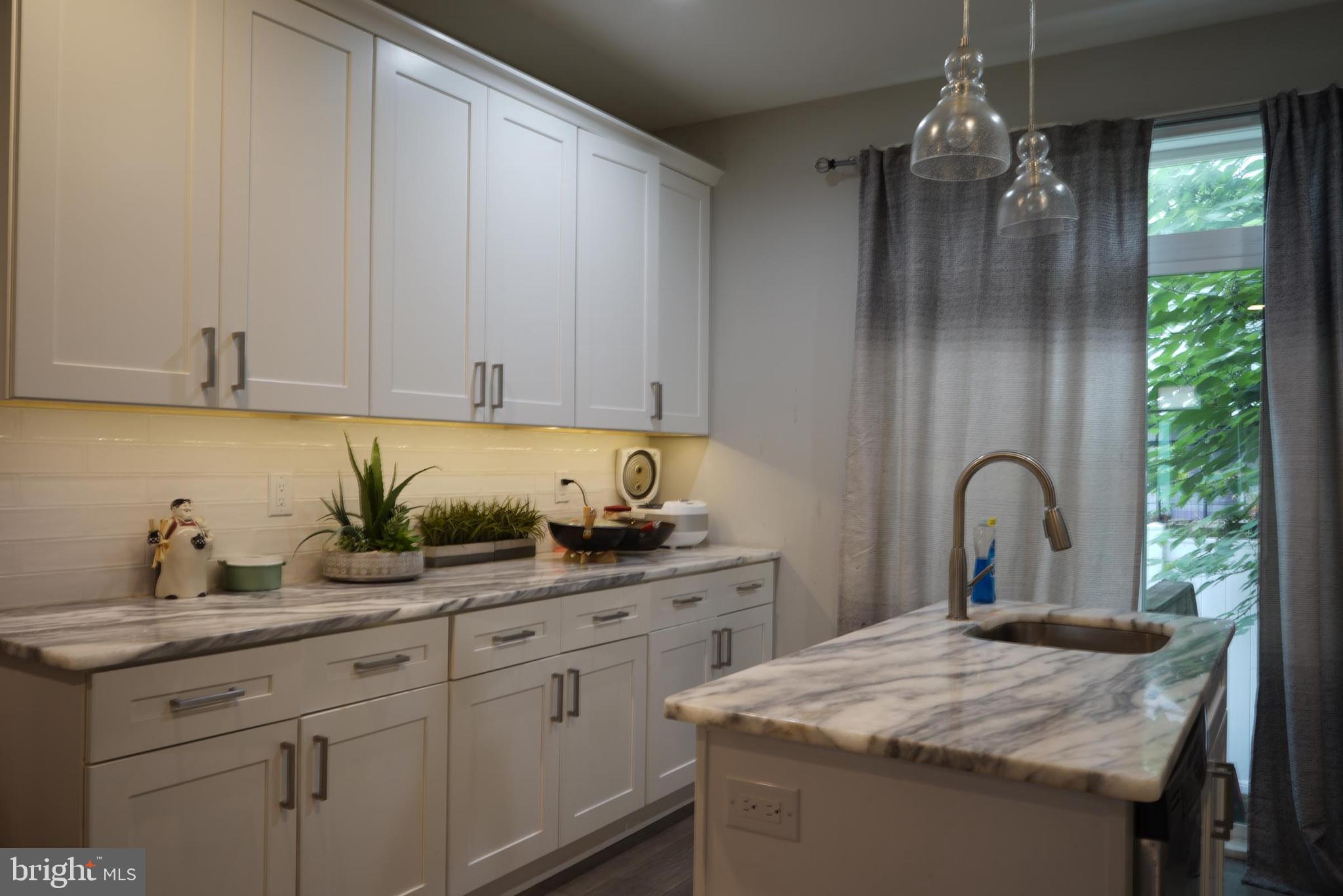 GRAYS FERRY - Residential Lease