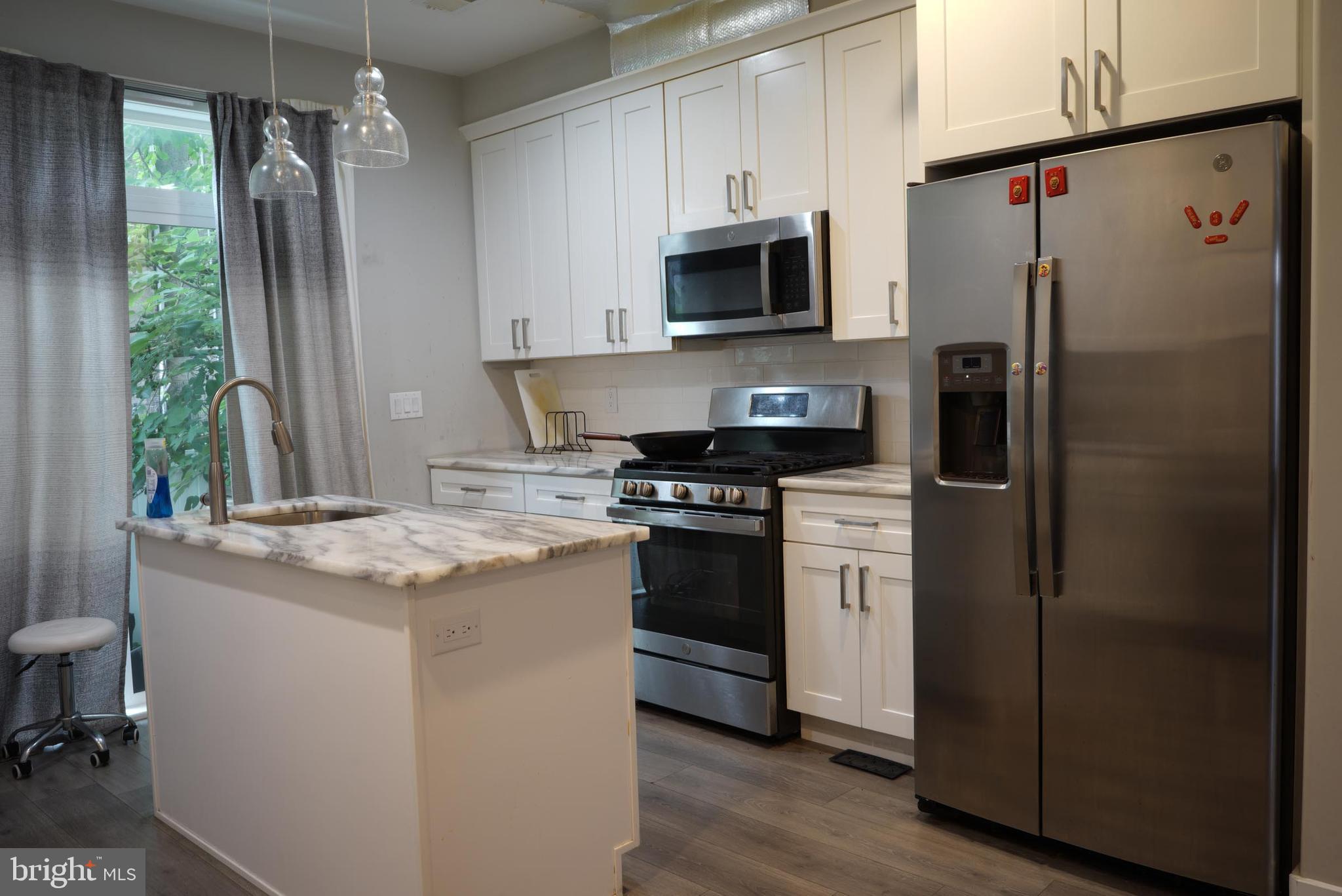 GRAYS FERRY - Residential Lease