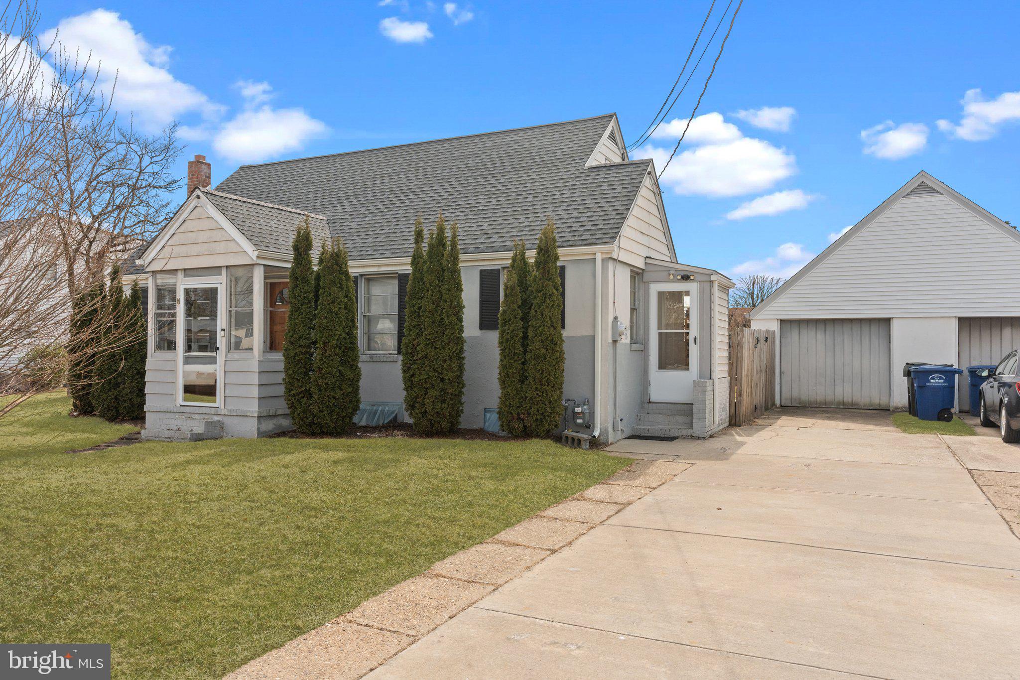 14 ELM AVENUE