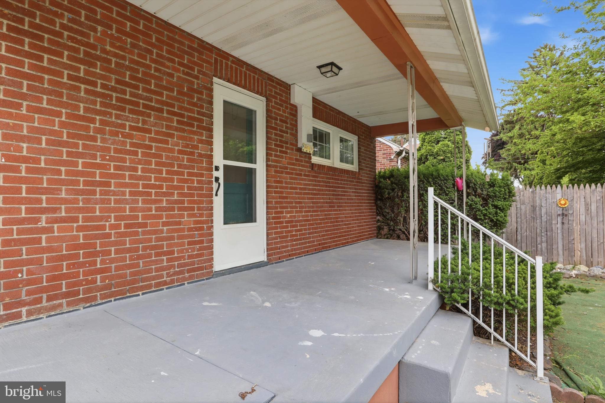 534 PACIFIC AVENUE
