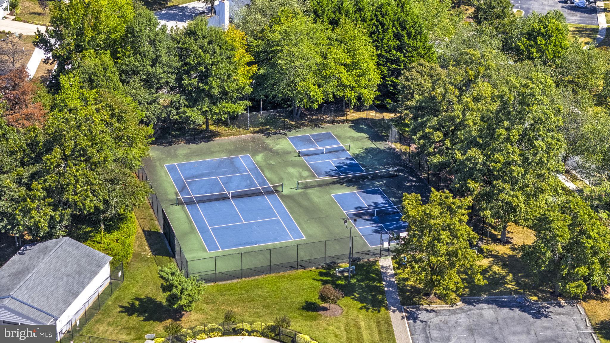 DORCHESTER - Residential