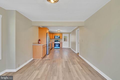 Tiny photo for 332 Maple Street, MILLVILLE, NJ 08332 (MLS # NJCB2029940)