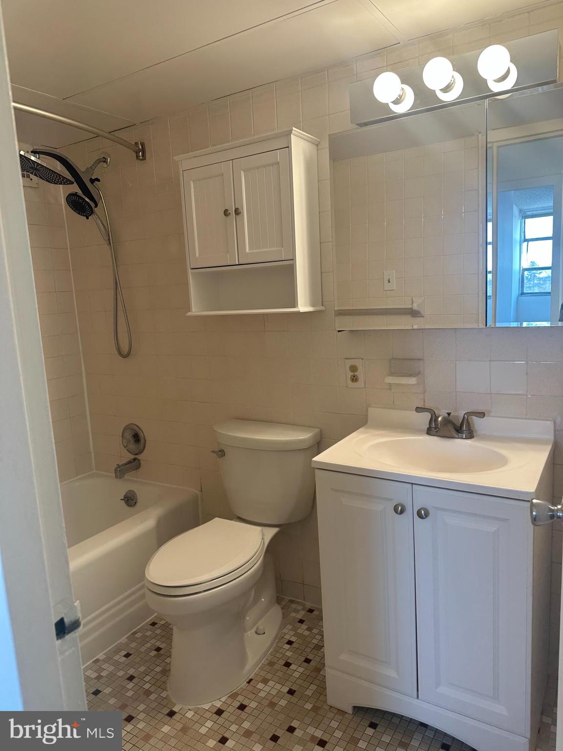 RADNOR HOUSE - Residential