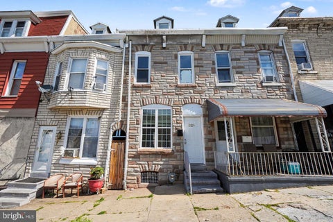 Townhouse For Rent - 1105 Green Street<br/> Berks County, READING, PA 19604