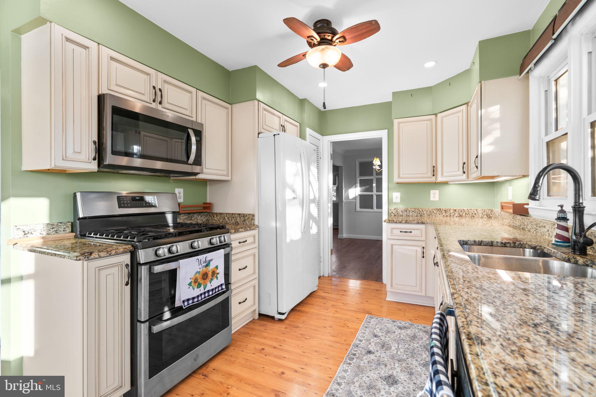 HILLSIDE ACRES - Residential