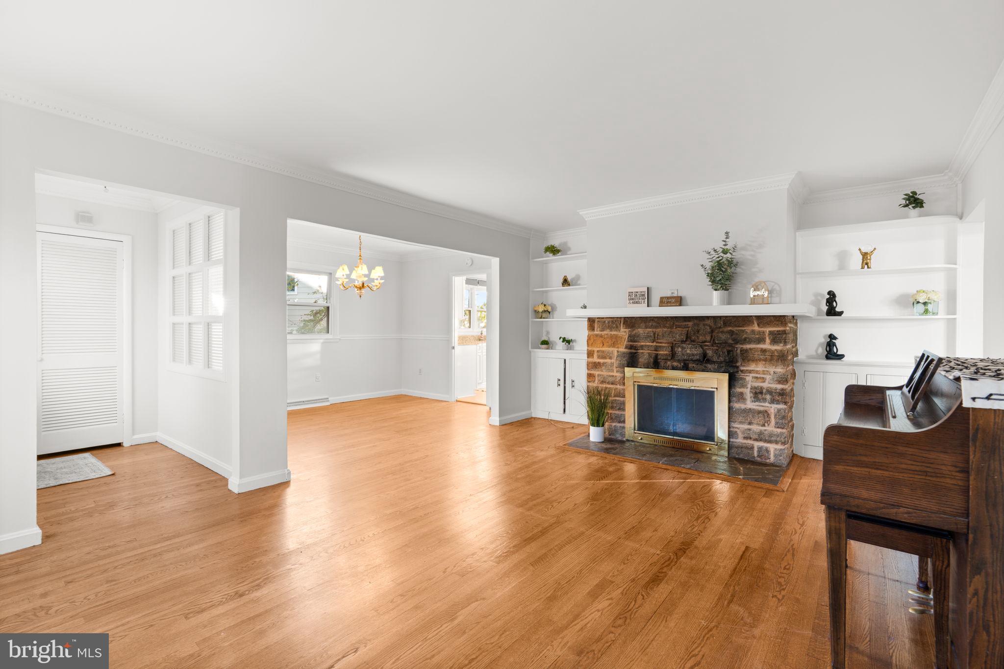 HILLSIDE ACRES - Residential