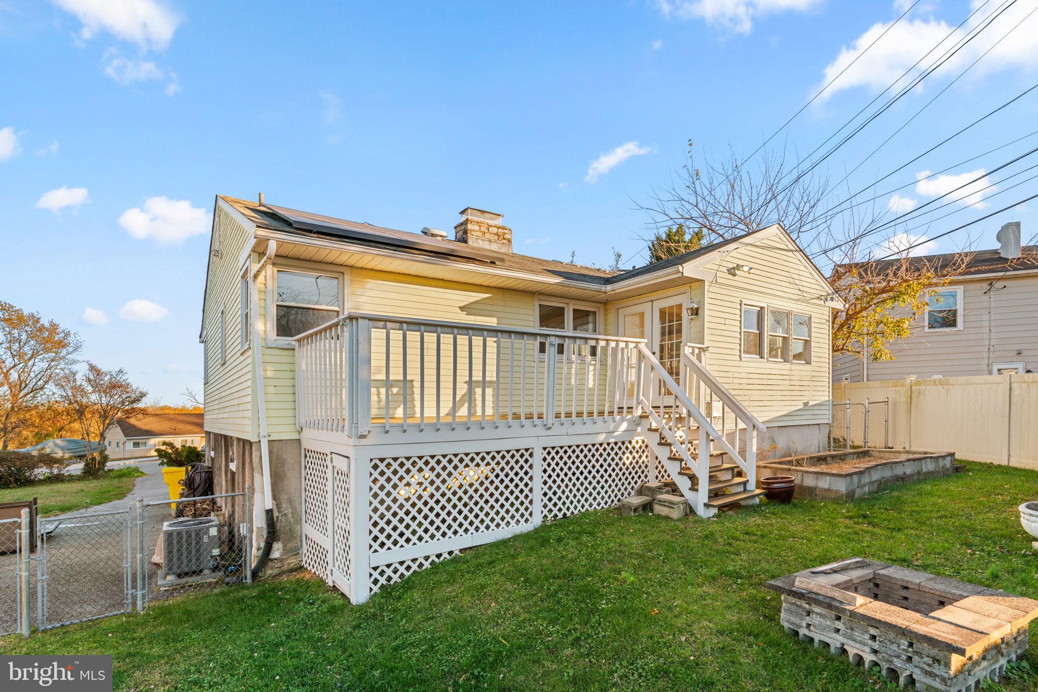 HILLSIDE ACRES - Residential