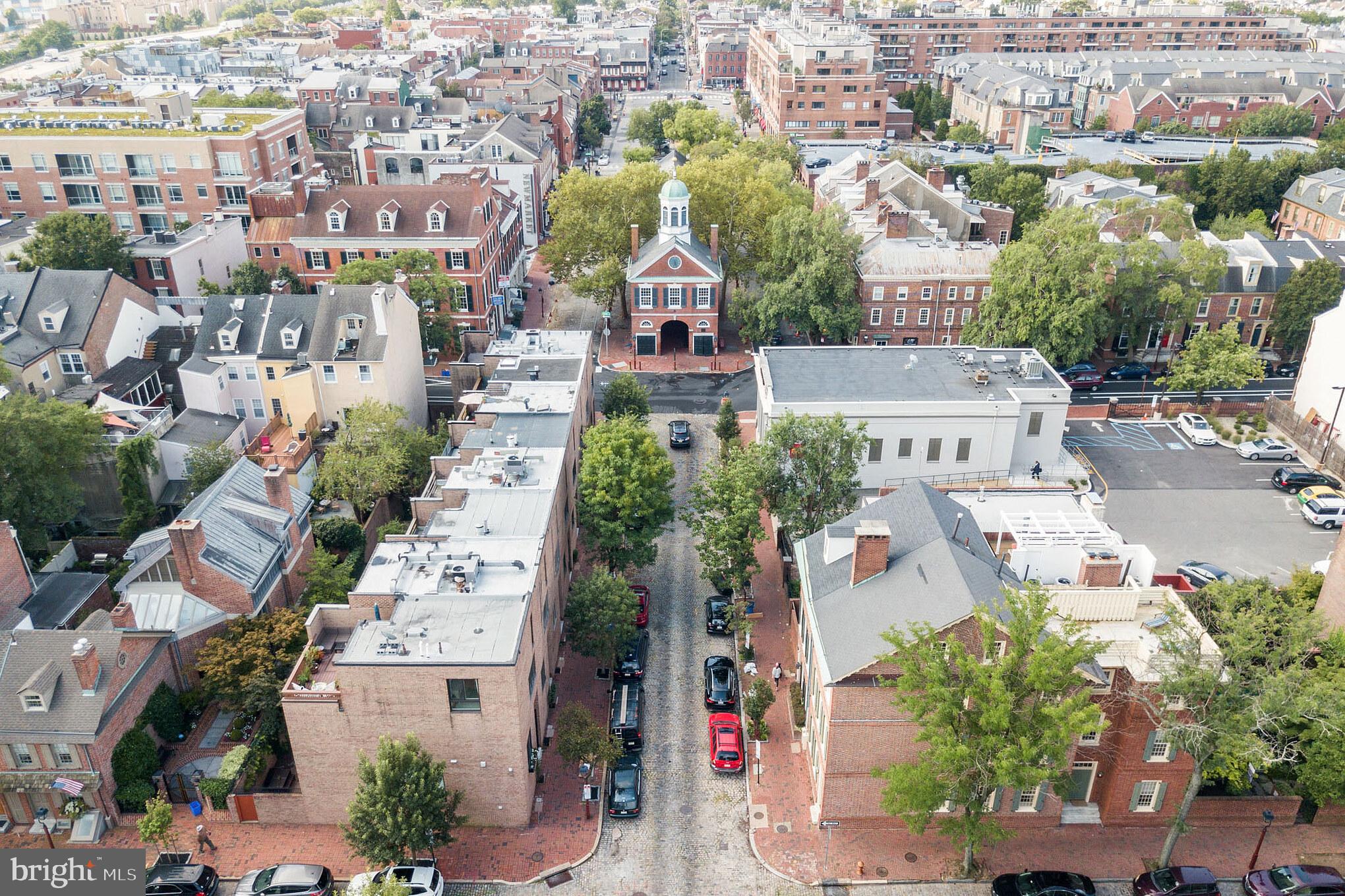 SOCIETY HILL - Residential