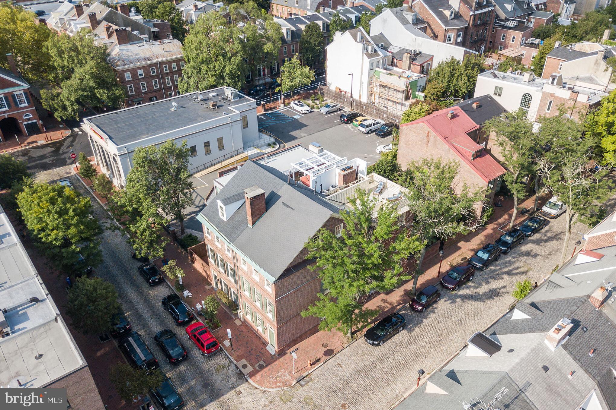 SOCIETY HILL - Residential