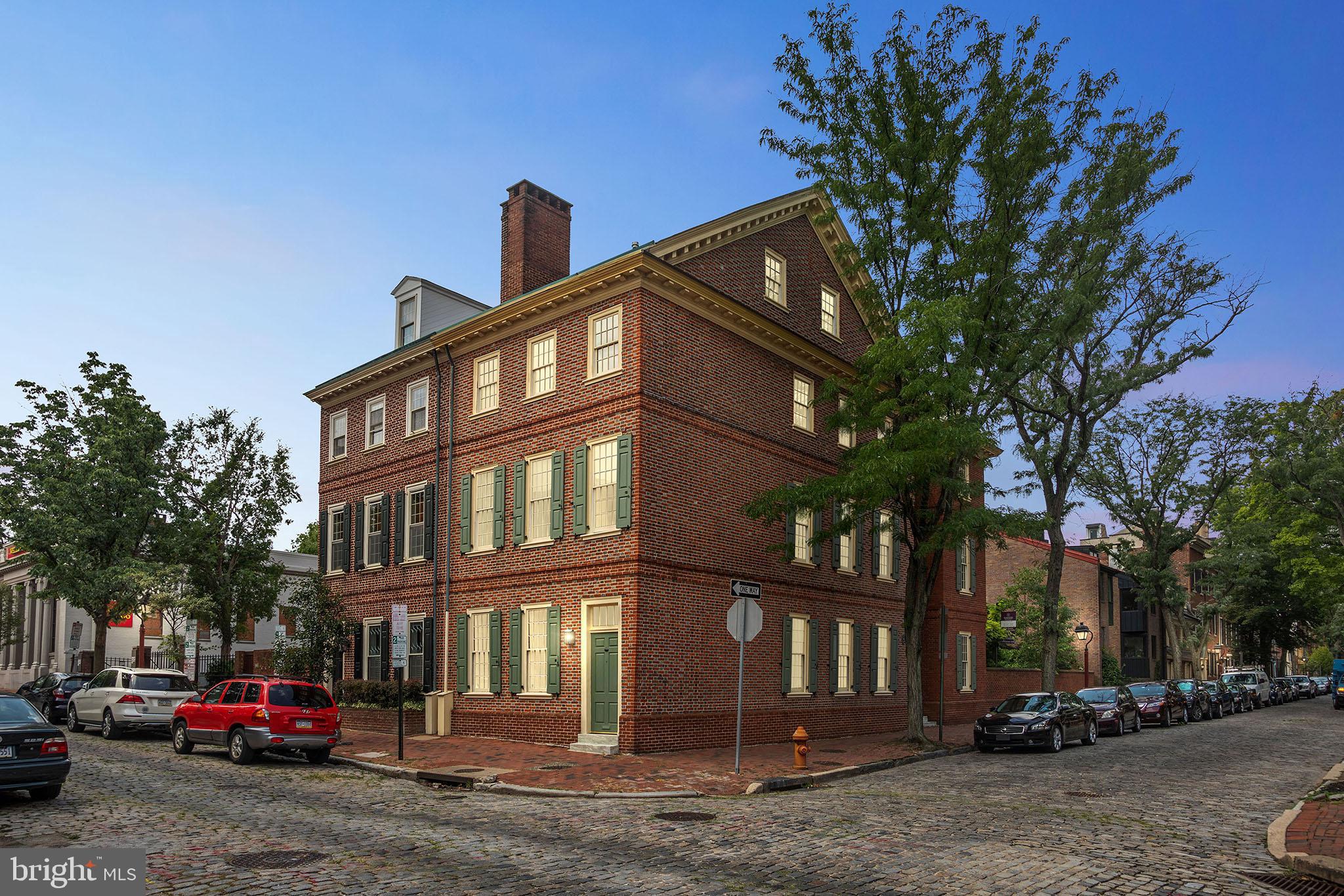 SOCIETY HILL - Residential