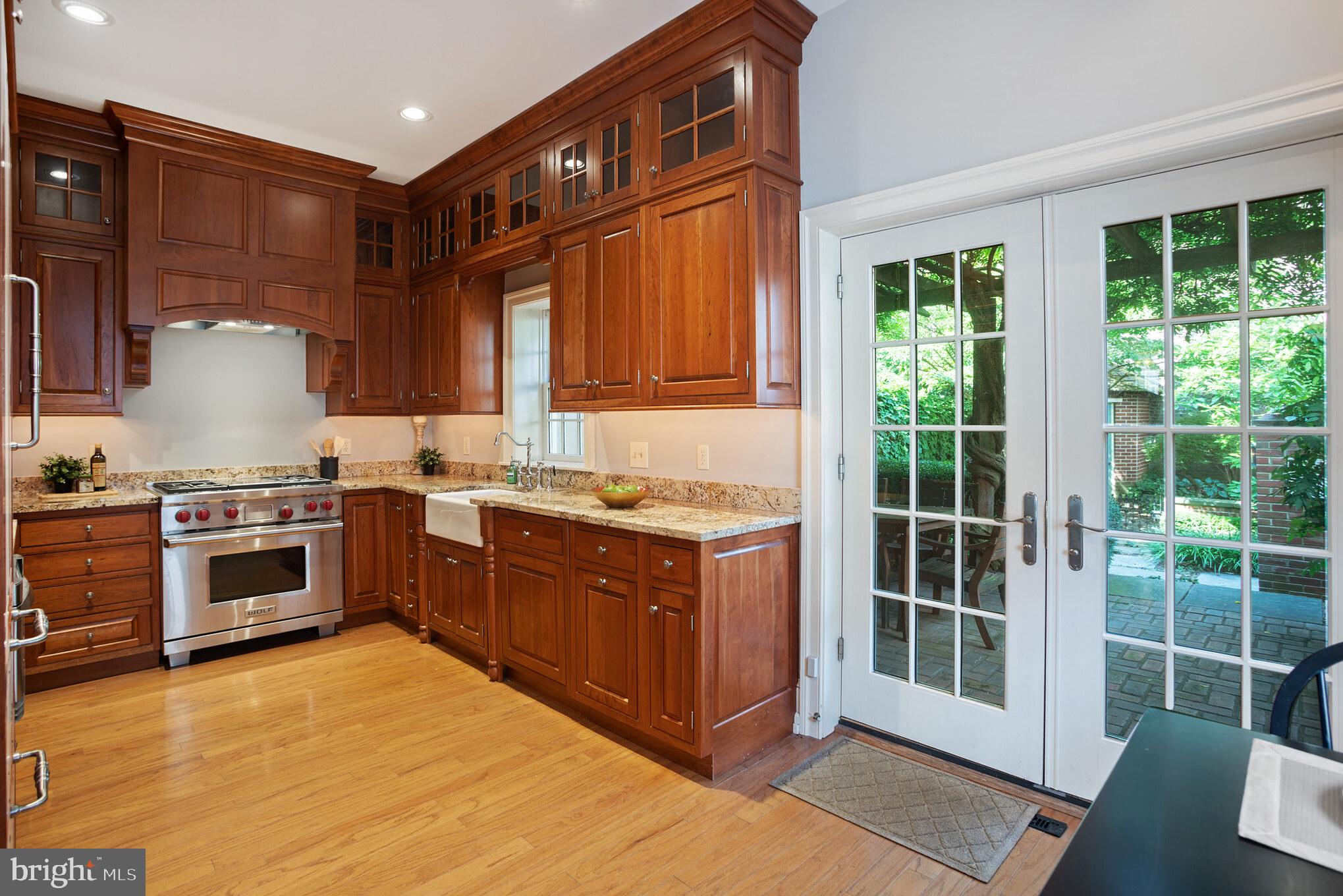 SOCIETY HILL - Residential