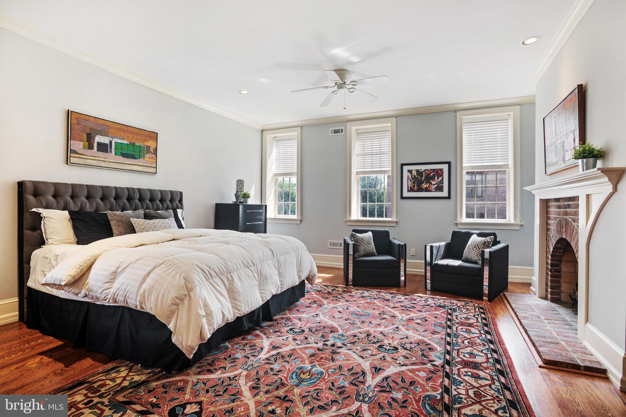 SOCIETY HILL - Residential