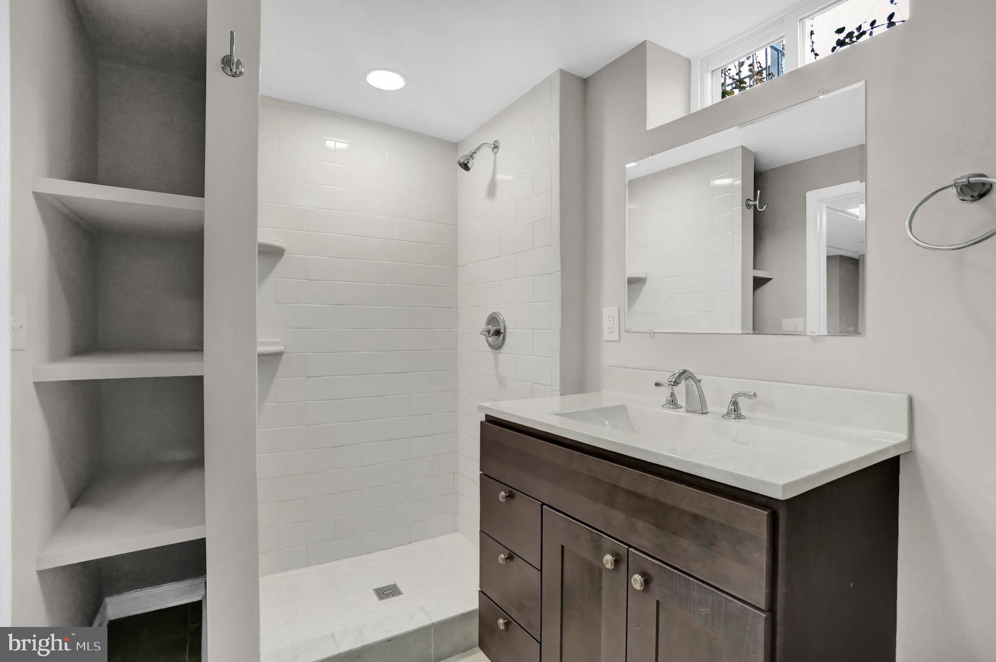 PARKVILLE - Residential Lease