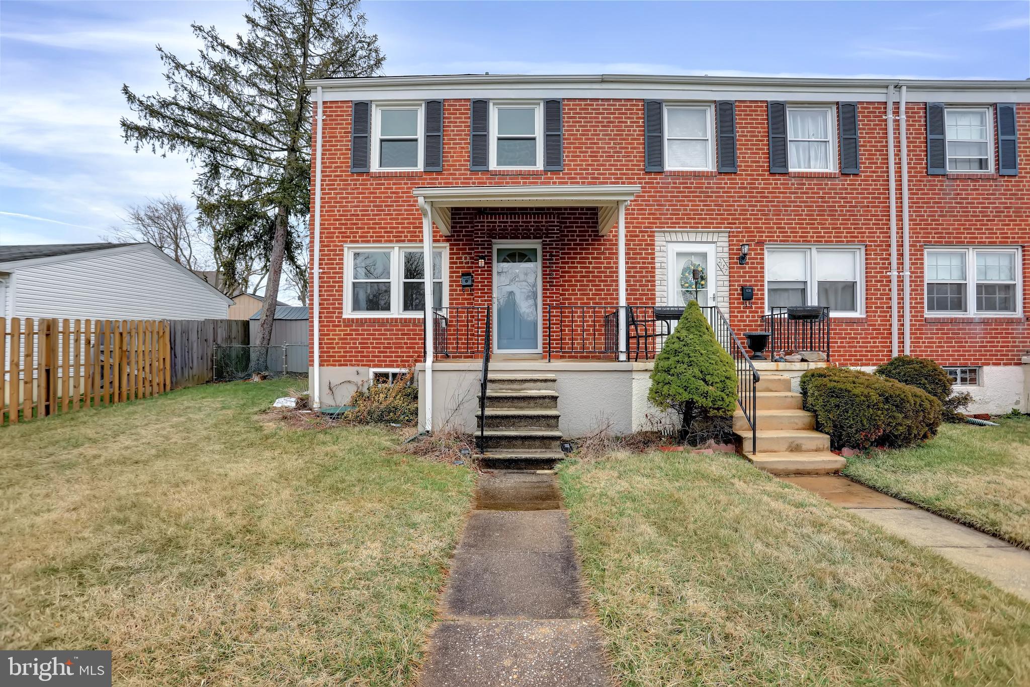 PARKVILLE - Residential Lease