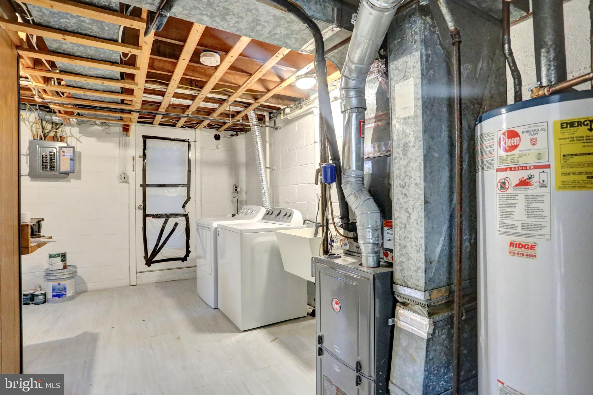 PARKVILLE - Residential Lease