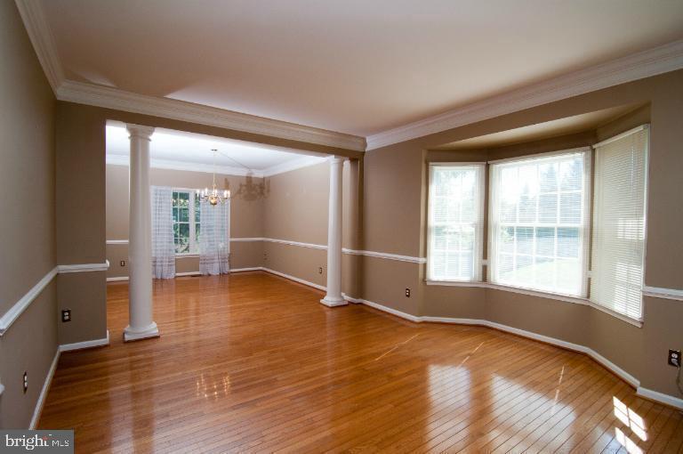 CRIPPENS CORNER - Residential Lease