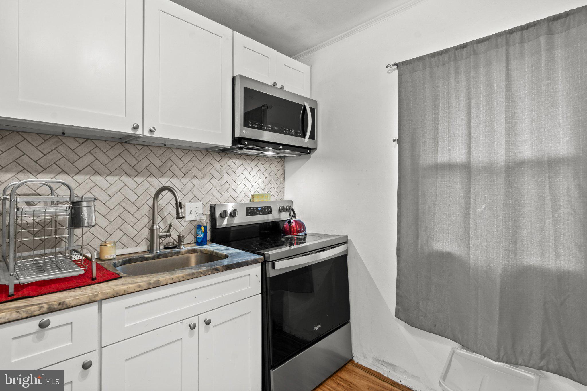 INDIAN CREEK - Residential