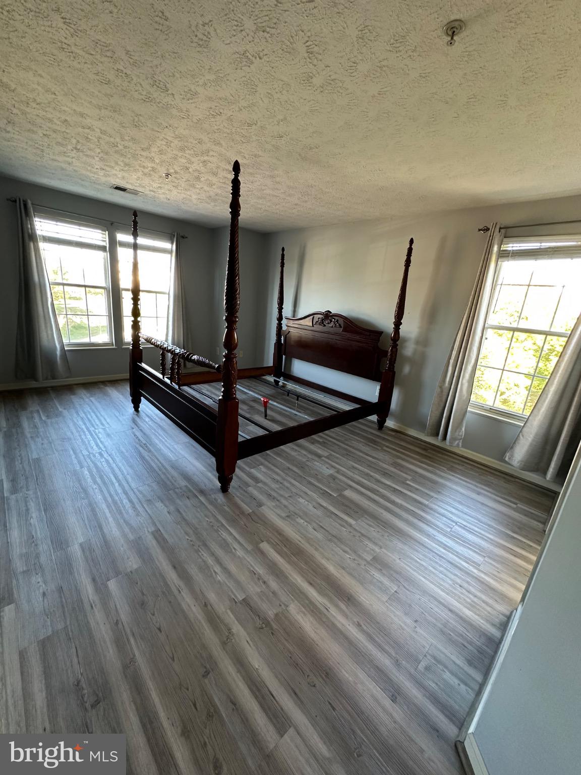 PINEY ORCHARD - Residential