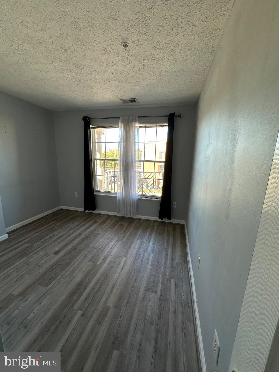 PINEY ORCHARD - Residential