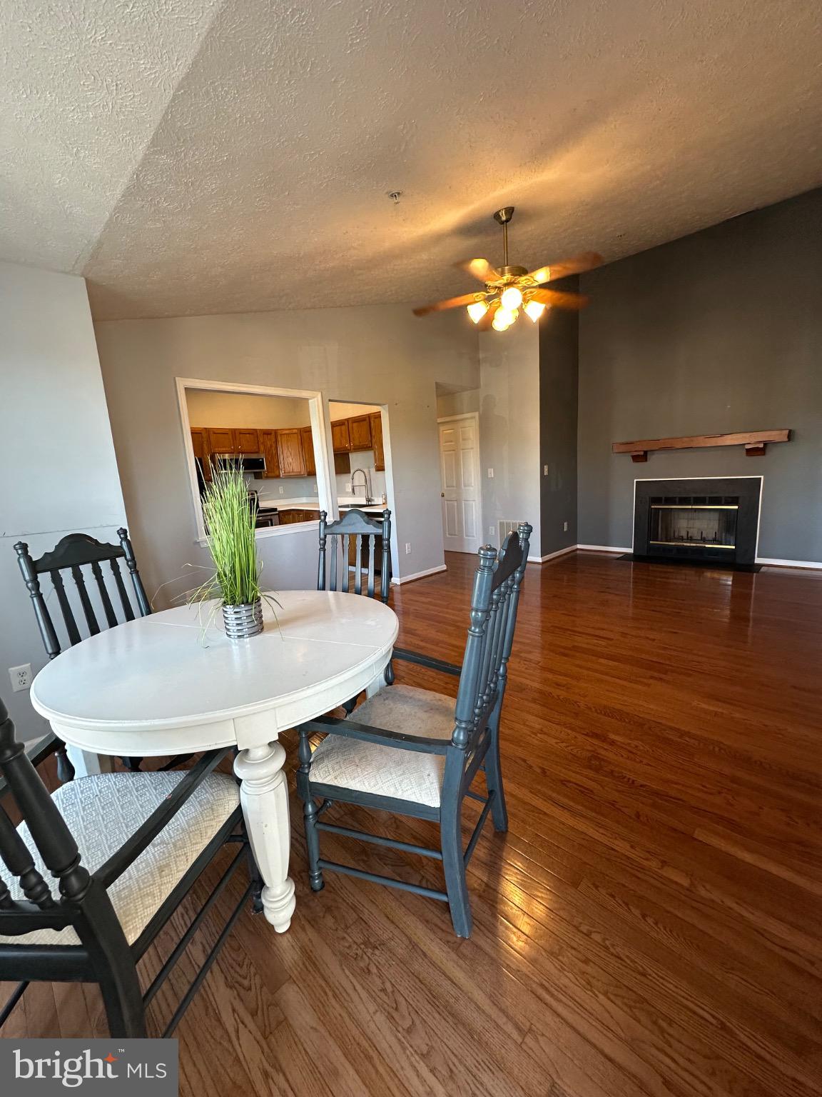 PINEY ORCHARD - Residential