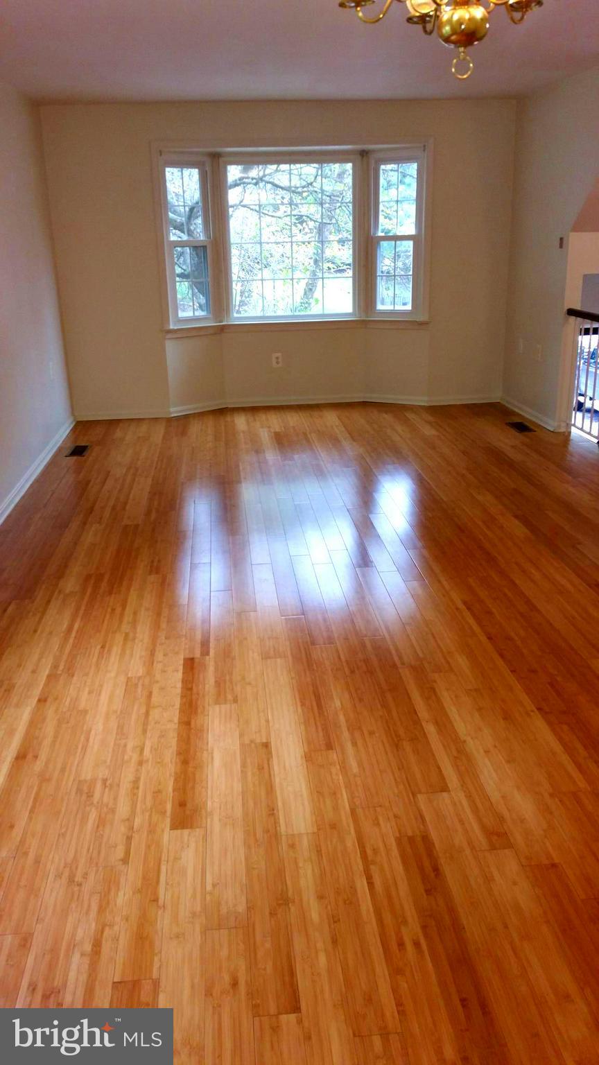 LAKE RIDGE - Residential Lease