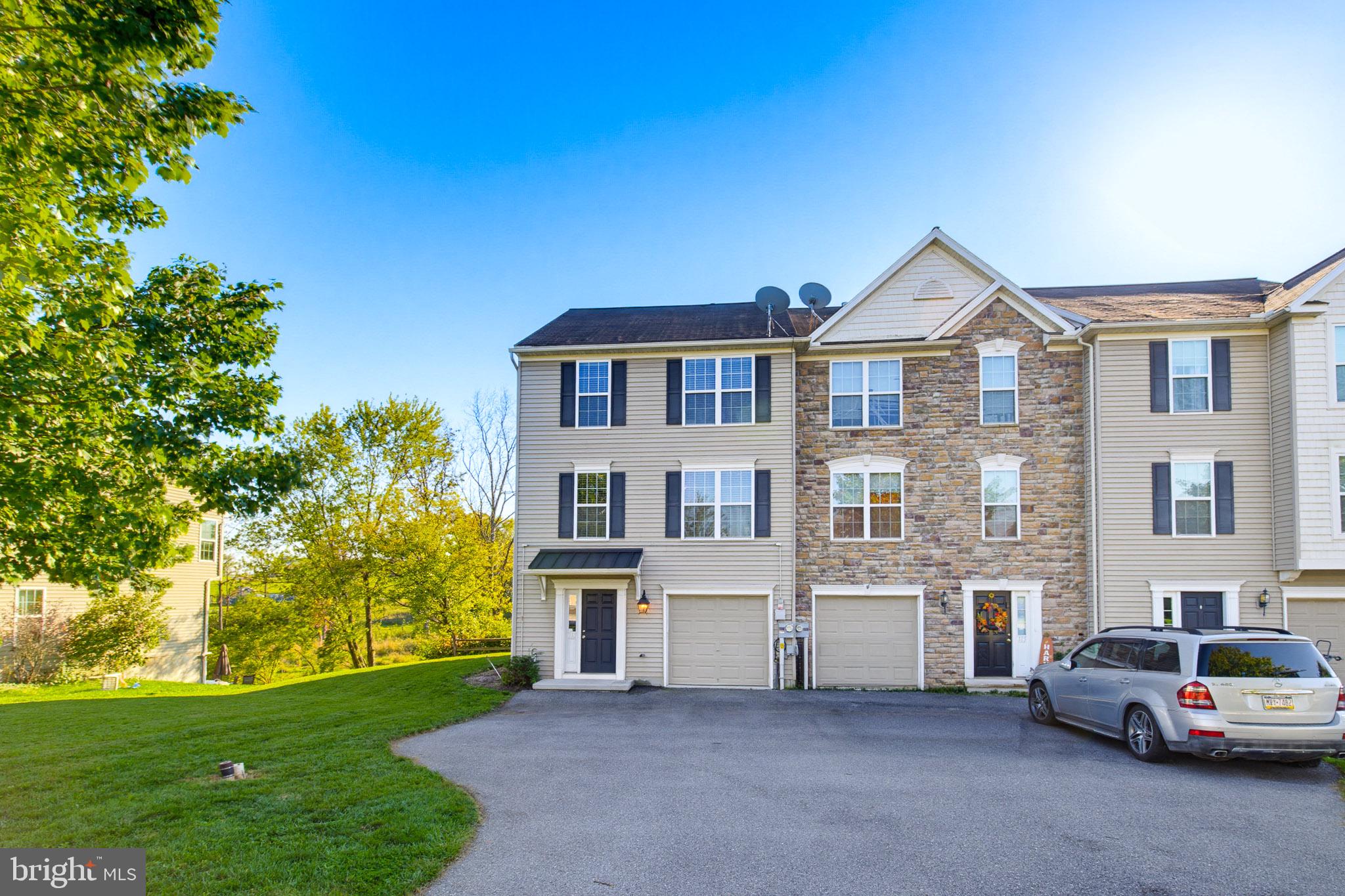 113 IRONWOOD COURT