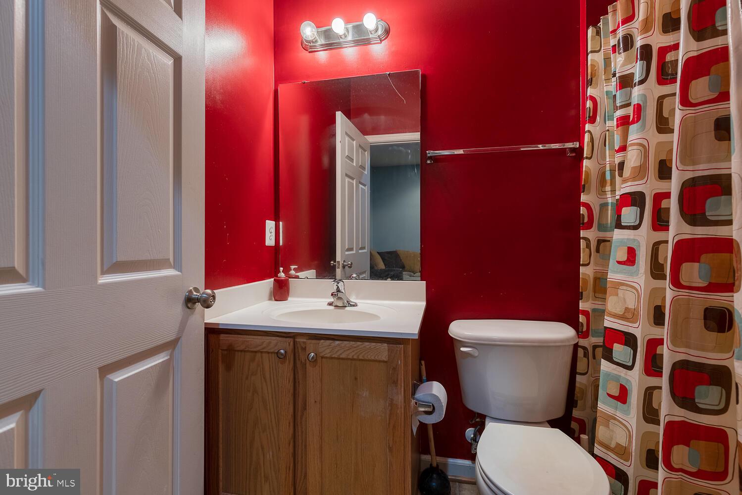 MONROE POINT TOWNHOUSES - Residential