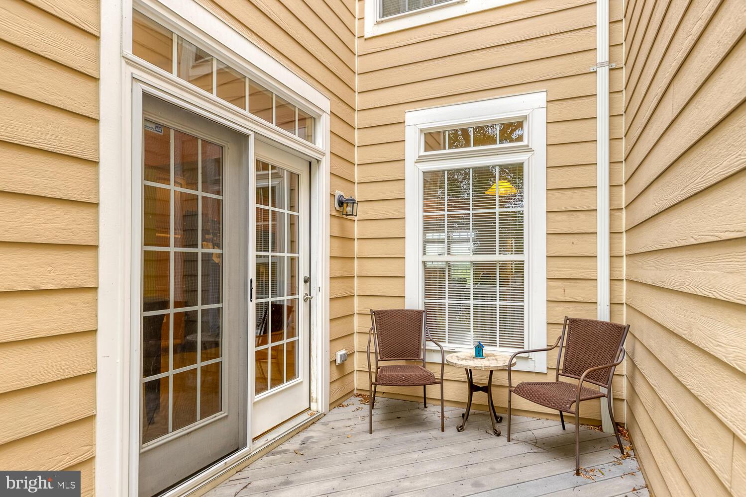 MONROE POINT TOWNHOUSES - Residential