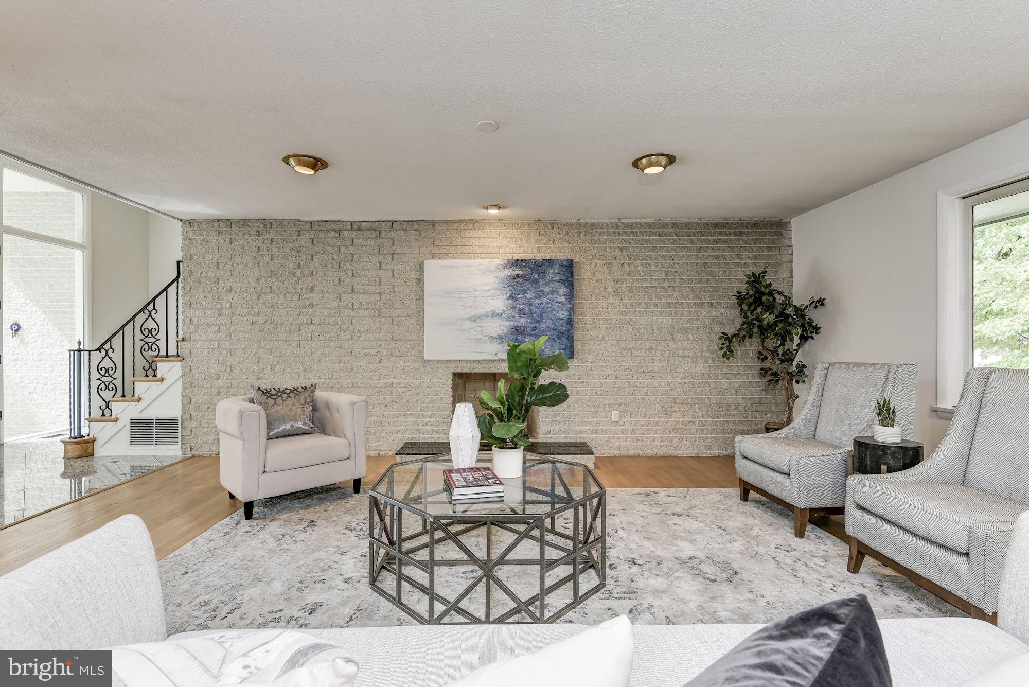 CHEVY CHASE - Residential