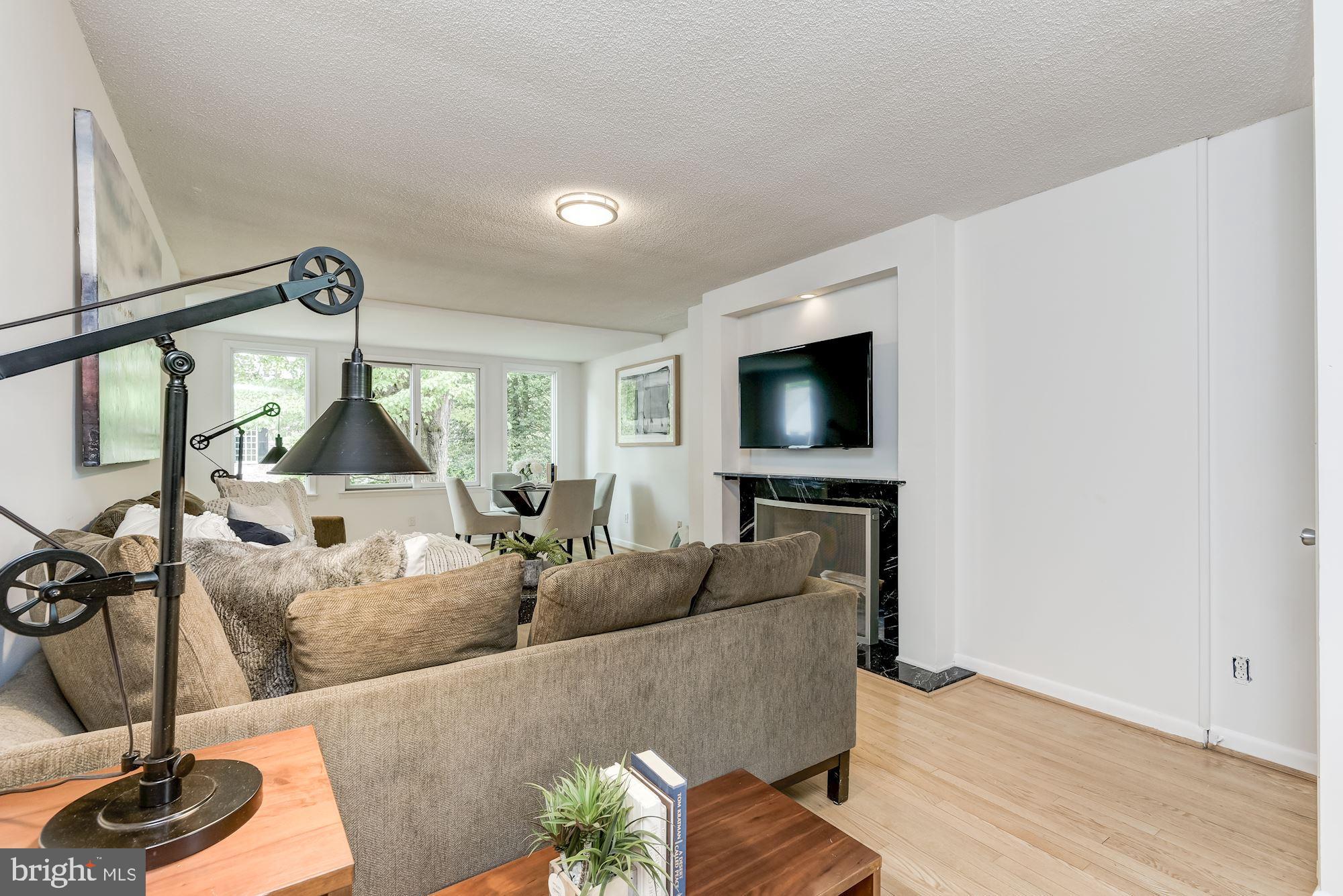 CHEVY CHASE - Residential