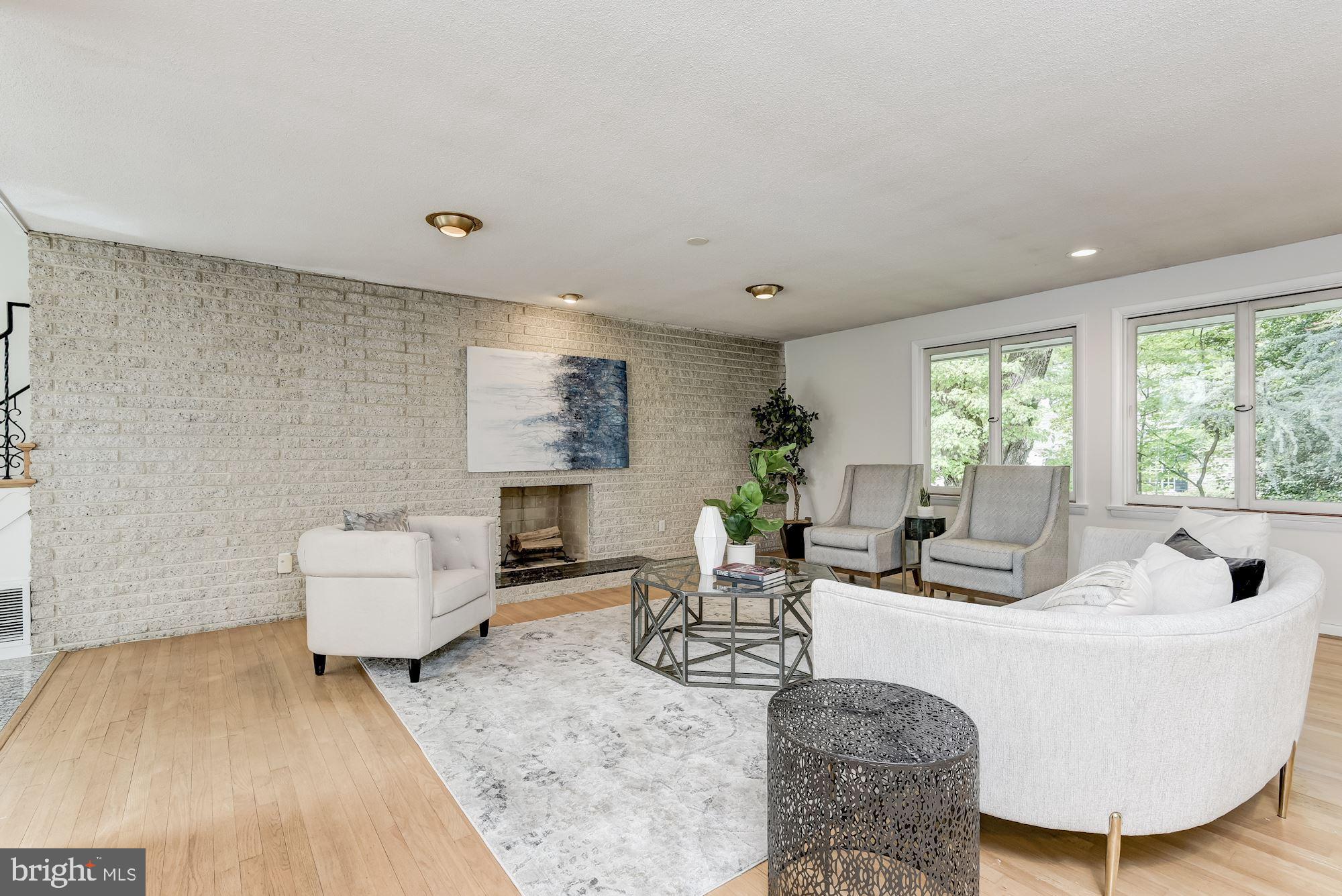 CHEVY CHASE - Residential