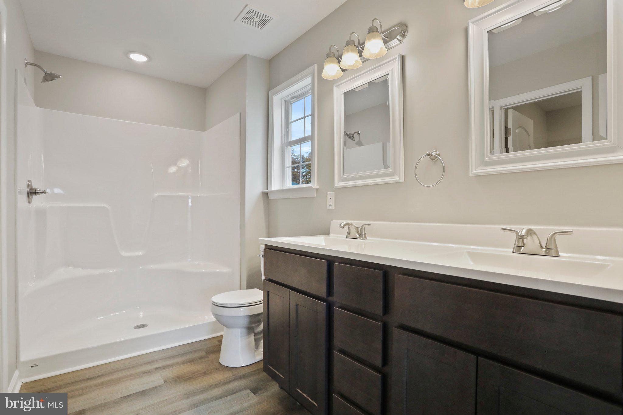 RED HILL - Residential