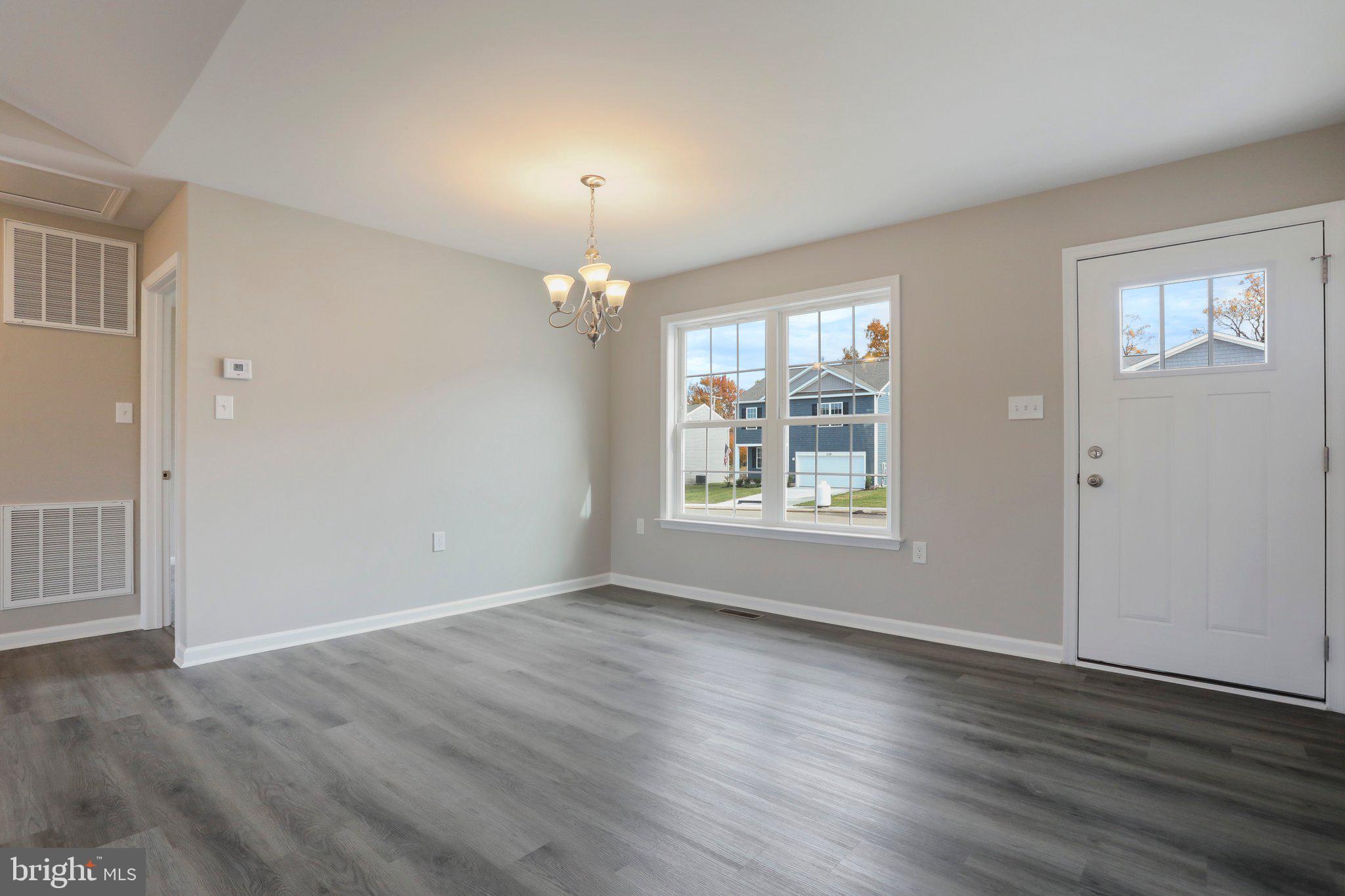 RED HILL - Residential