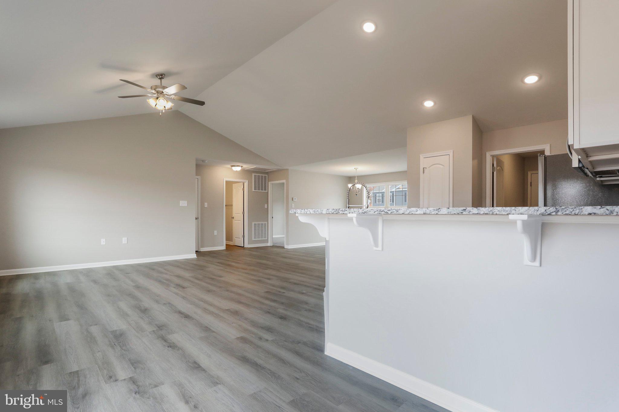 RED HILL - Residential