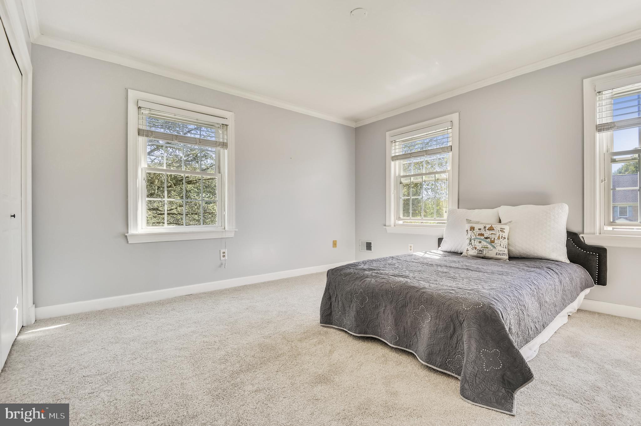 SYLVAN HILL - Residential