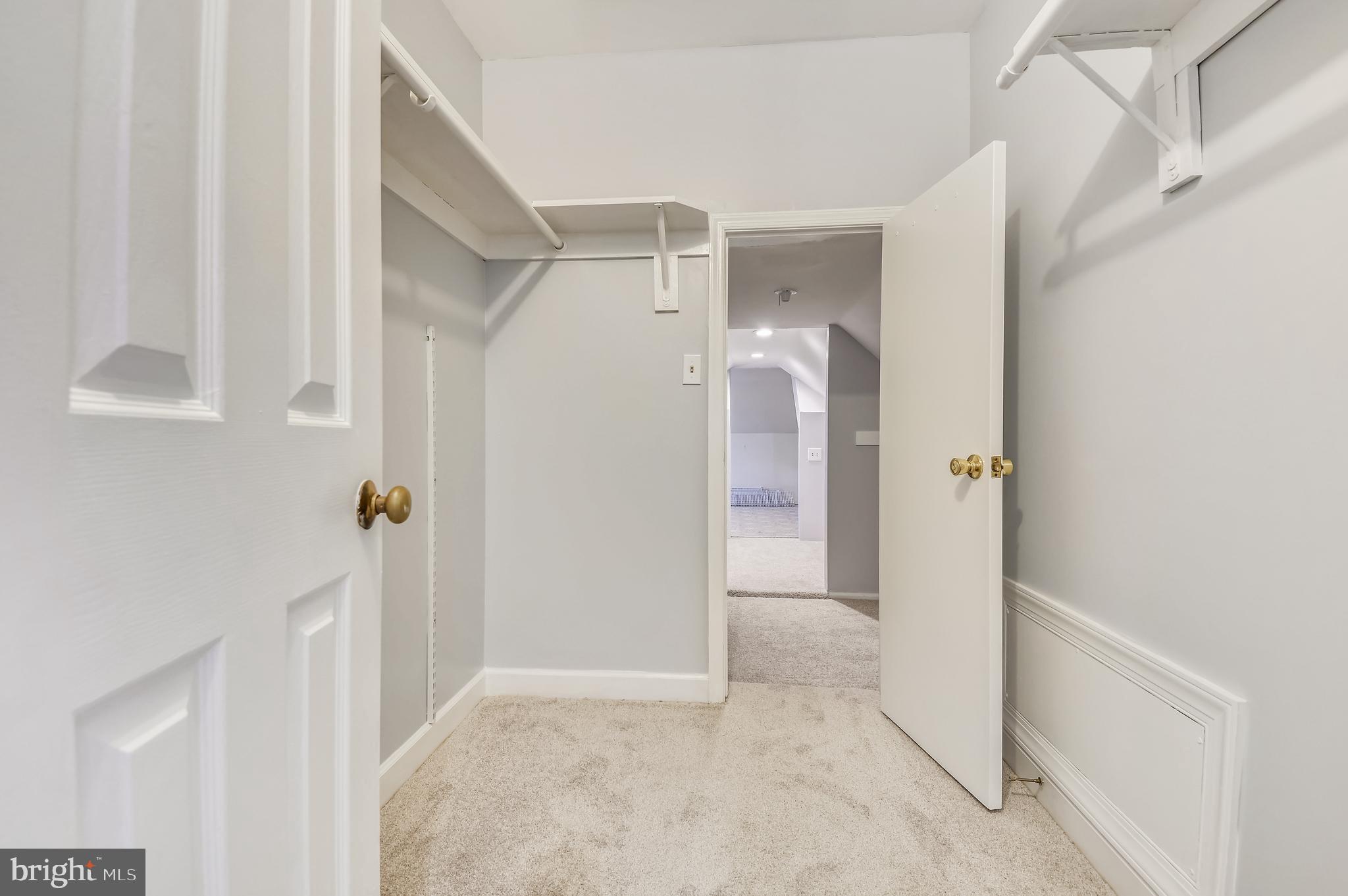 SYLVAN HILL - Residential