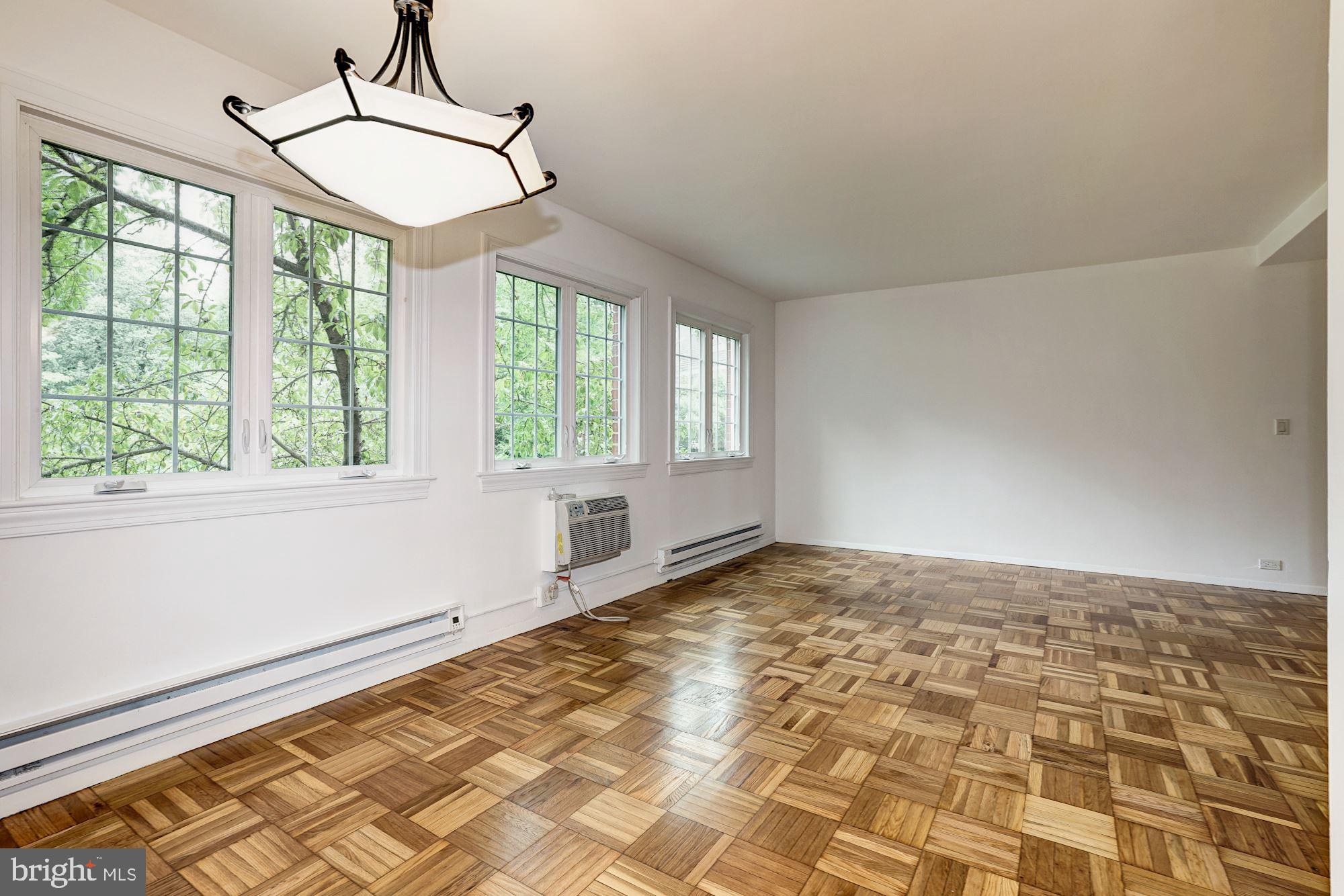 PARKFAIRFAX - Residential