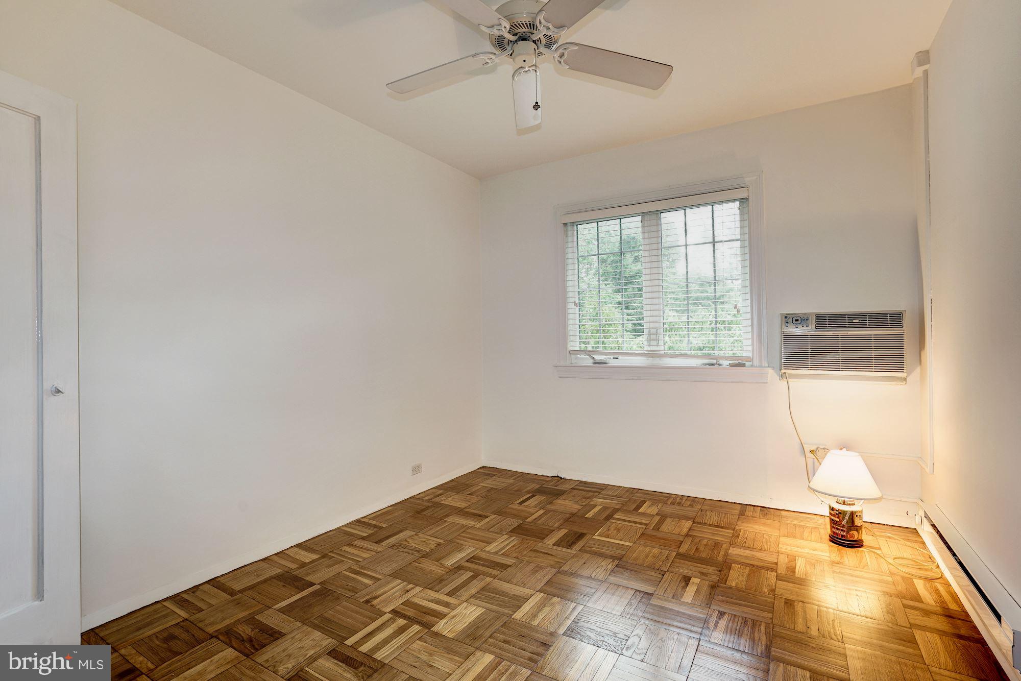 PARKFAIRFAX - Residential