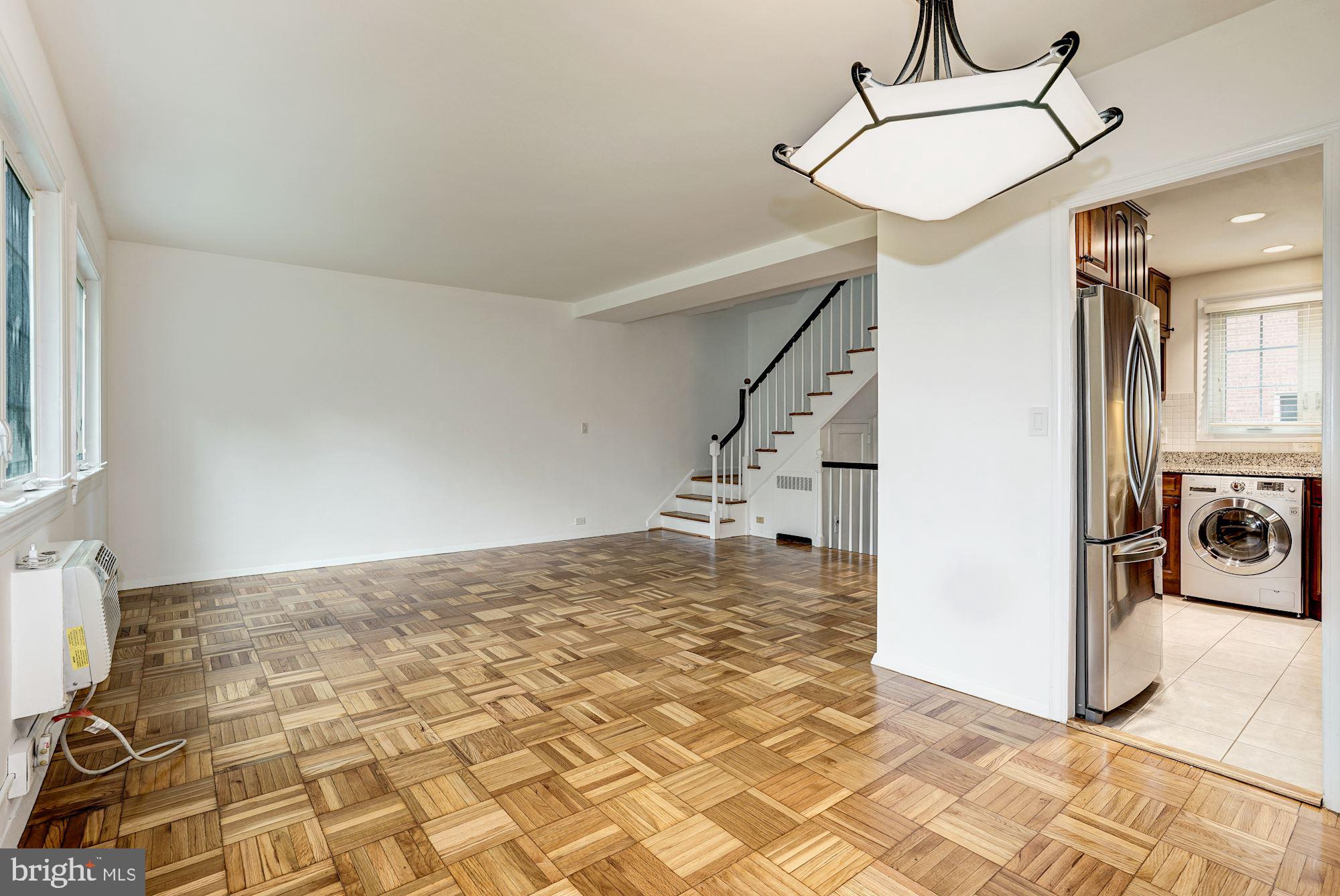 PARKFAIRFAX - Residential