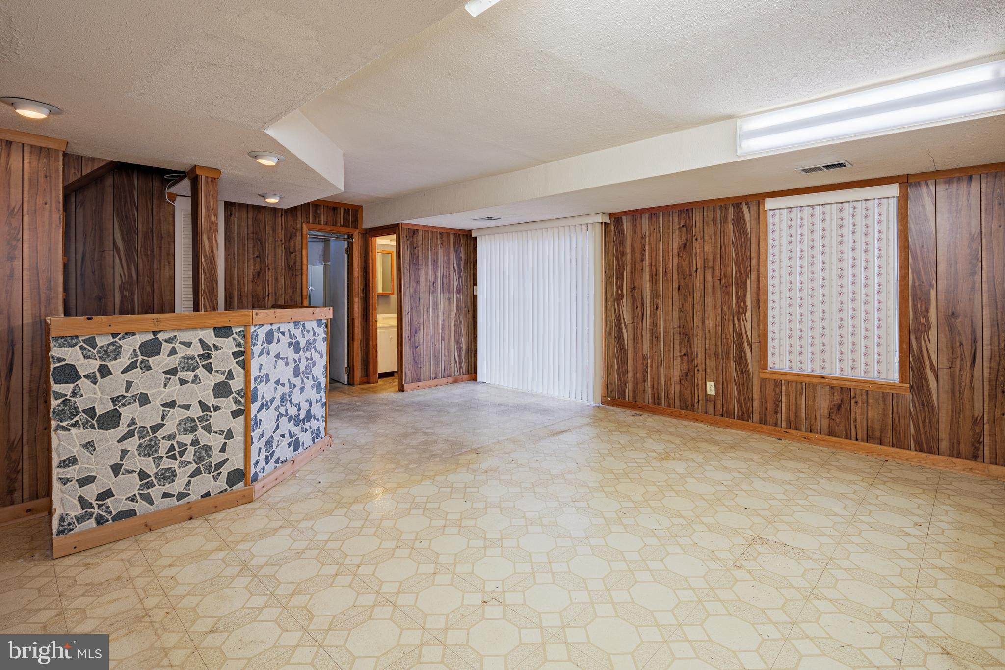 PERRYVALE - Residential