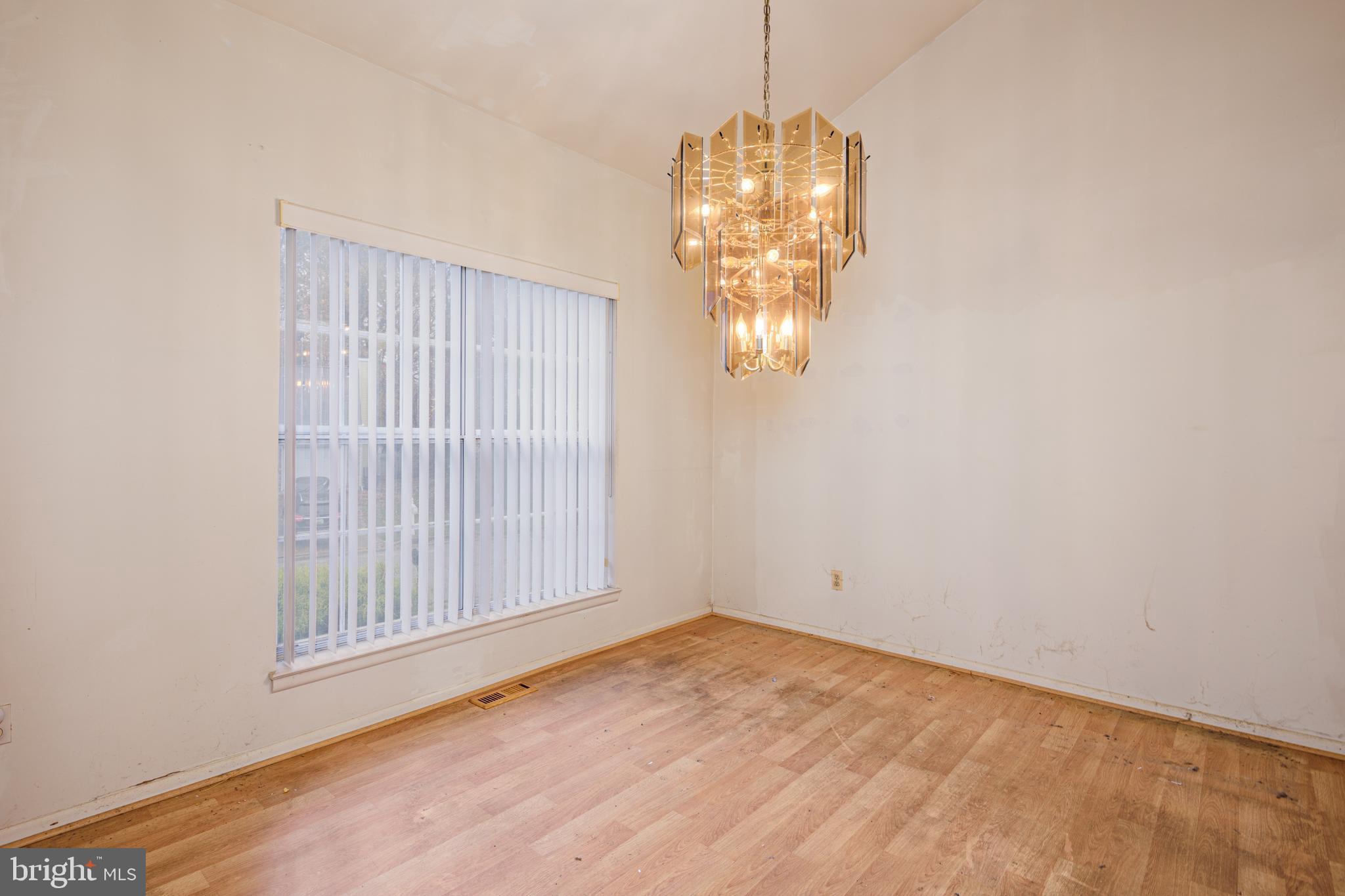 PERRYVALE - Residential