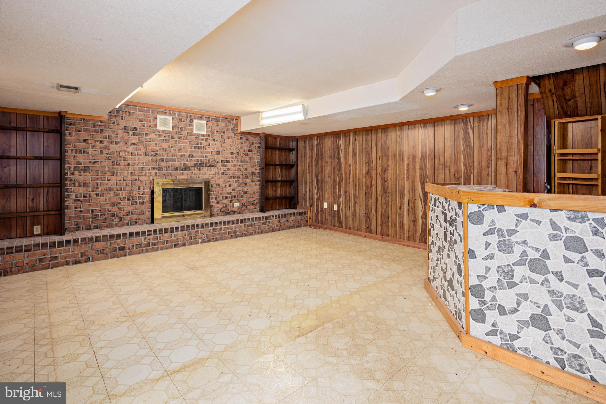 PERRYVALE - Residential