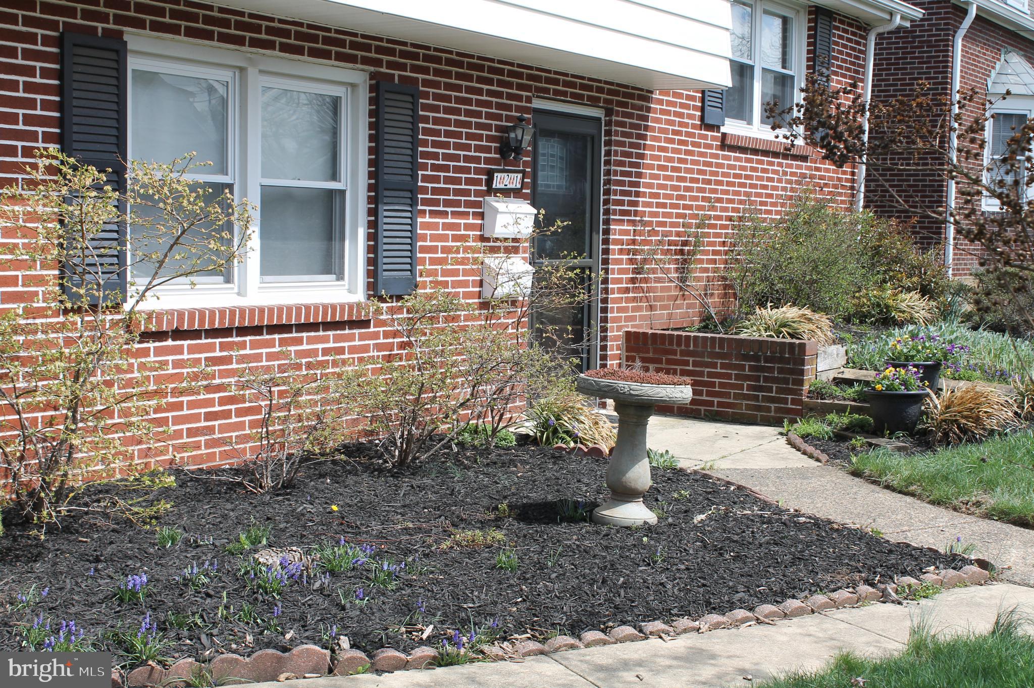 LANSDALE - Residential