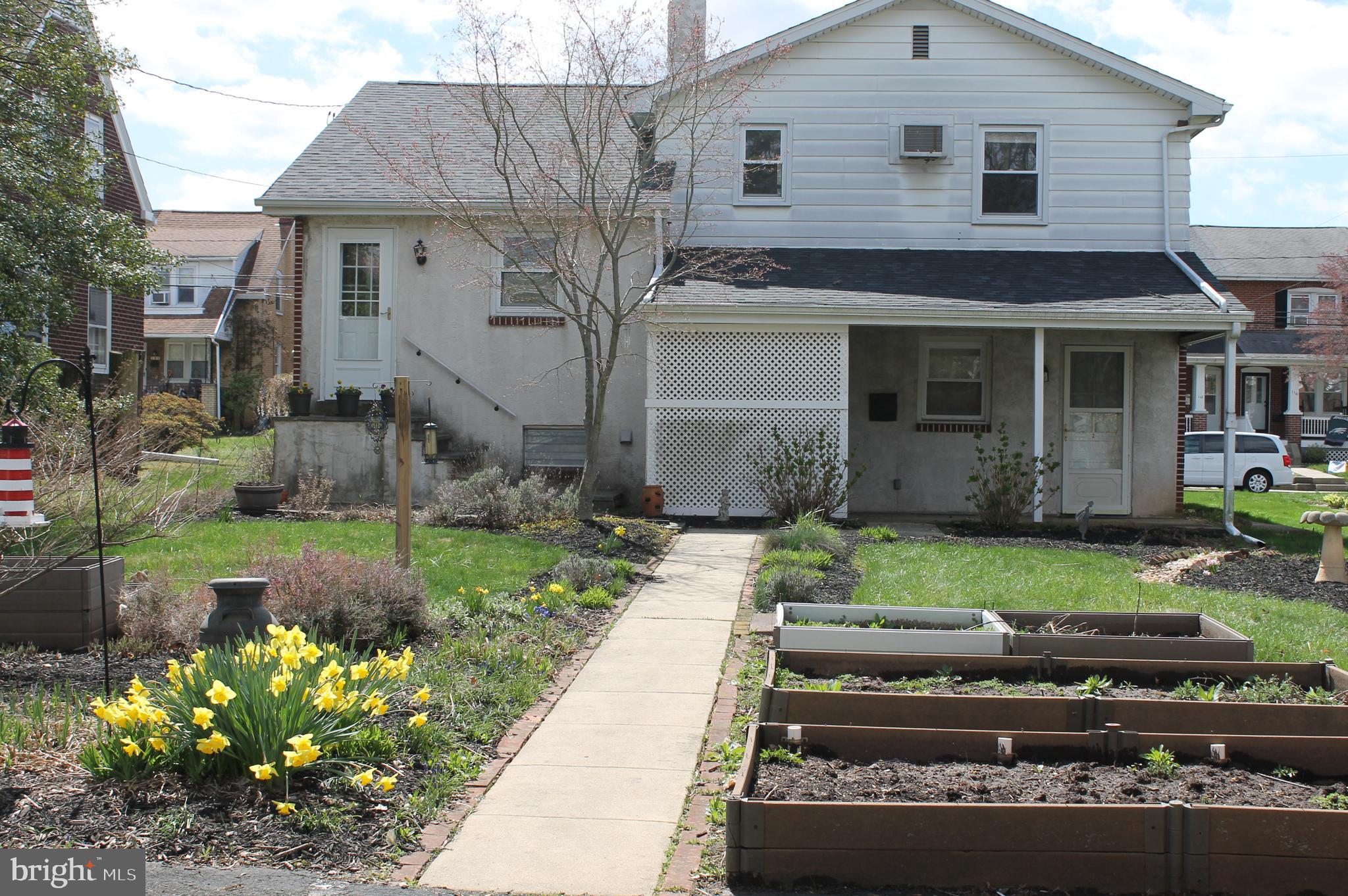 LANSDALE - Residential