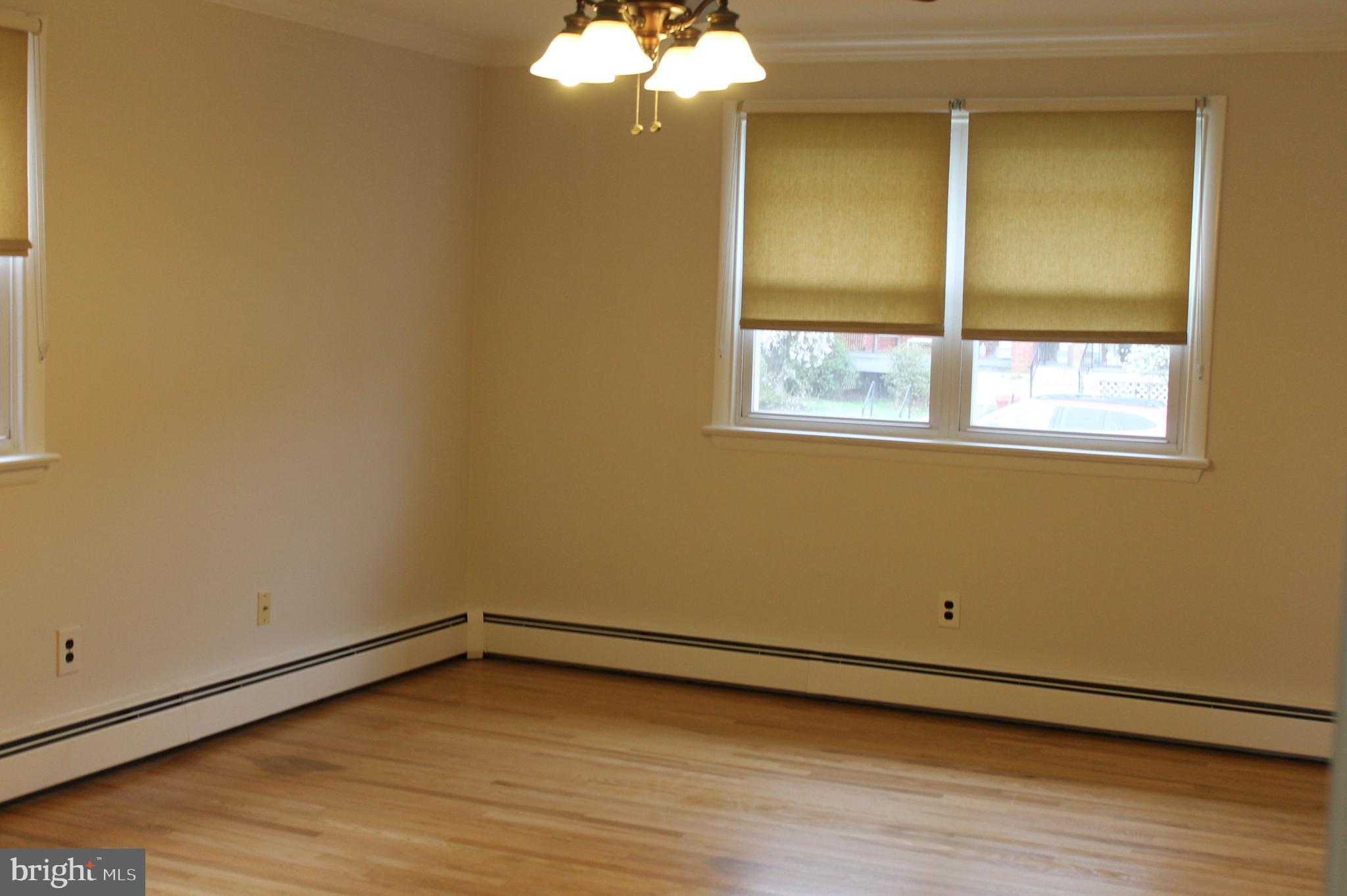 LANSDALE - Residential