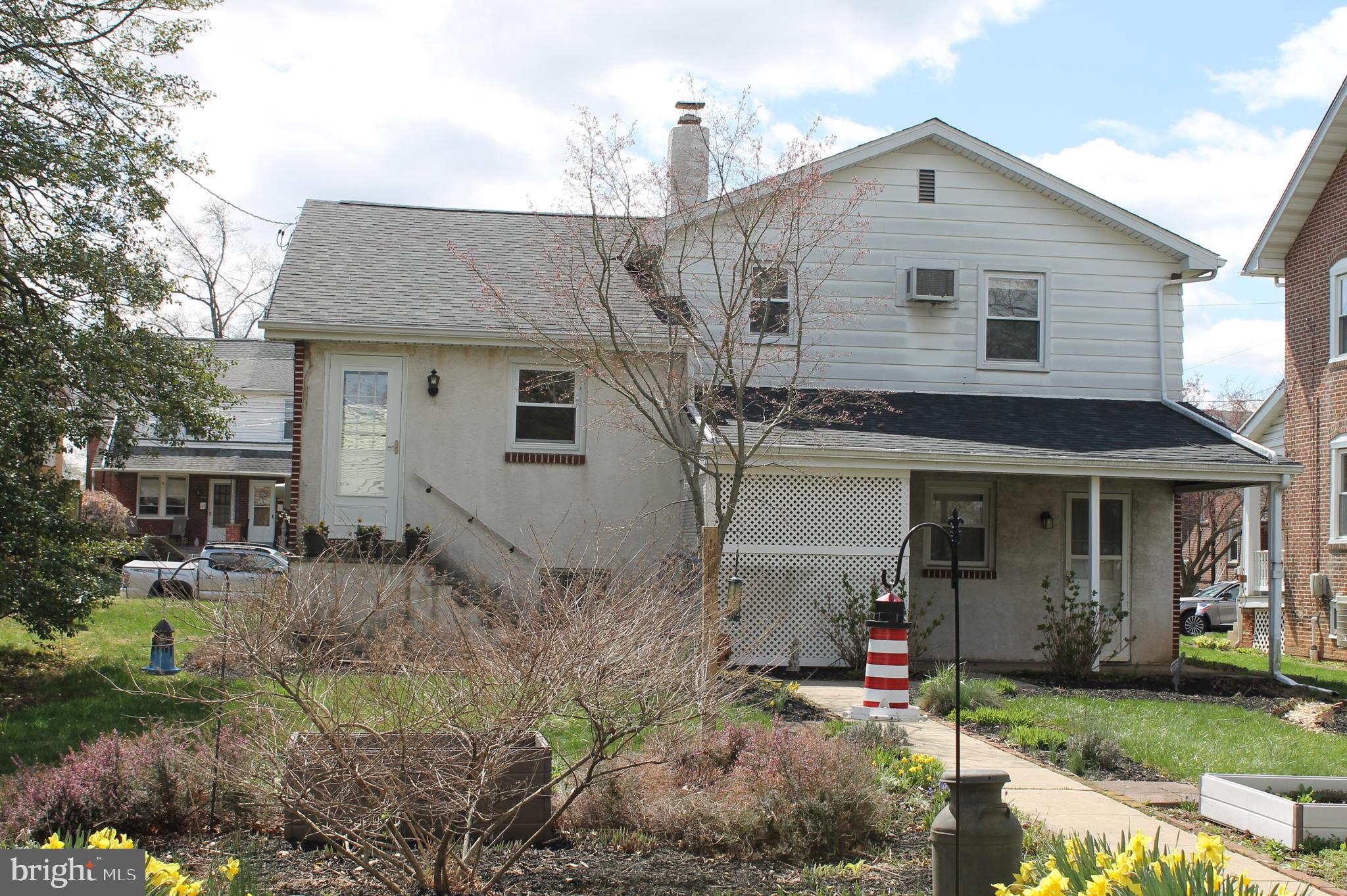 LANSDALE - Residential