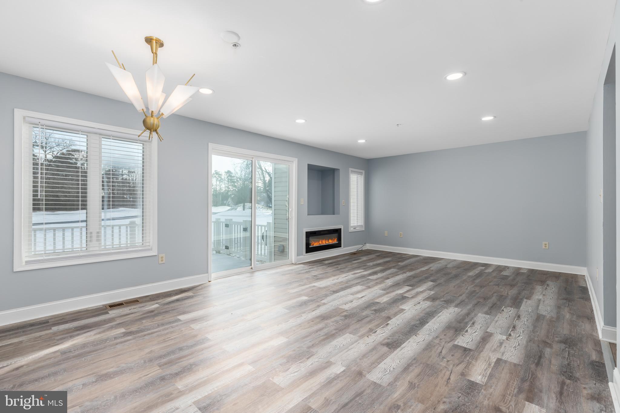 RIVER RUN - Residential