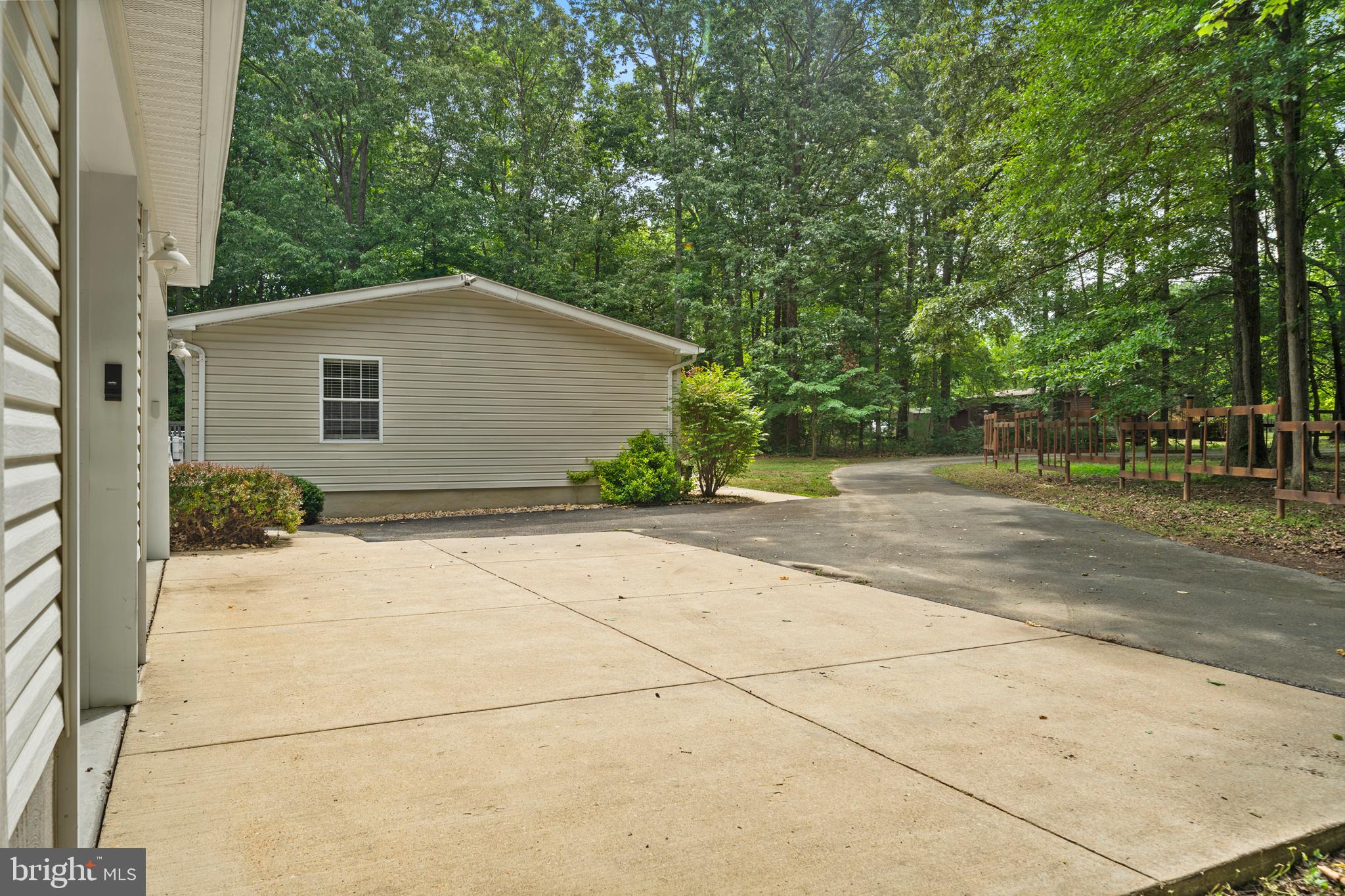 PEACH TREE WAY - Residential